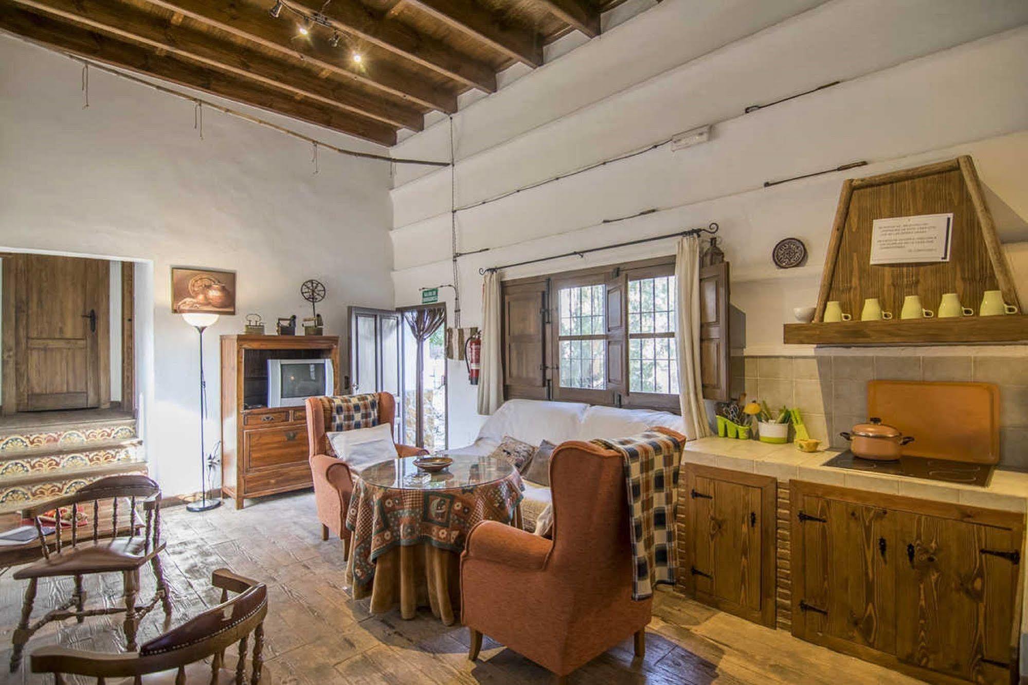 ホテルAlojamiento Rural El Cortijuelo Illora エクステリア 写真